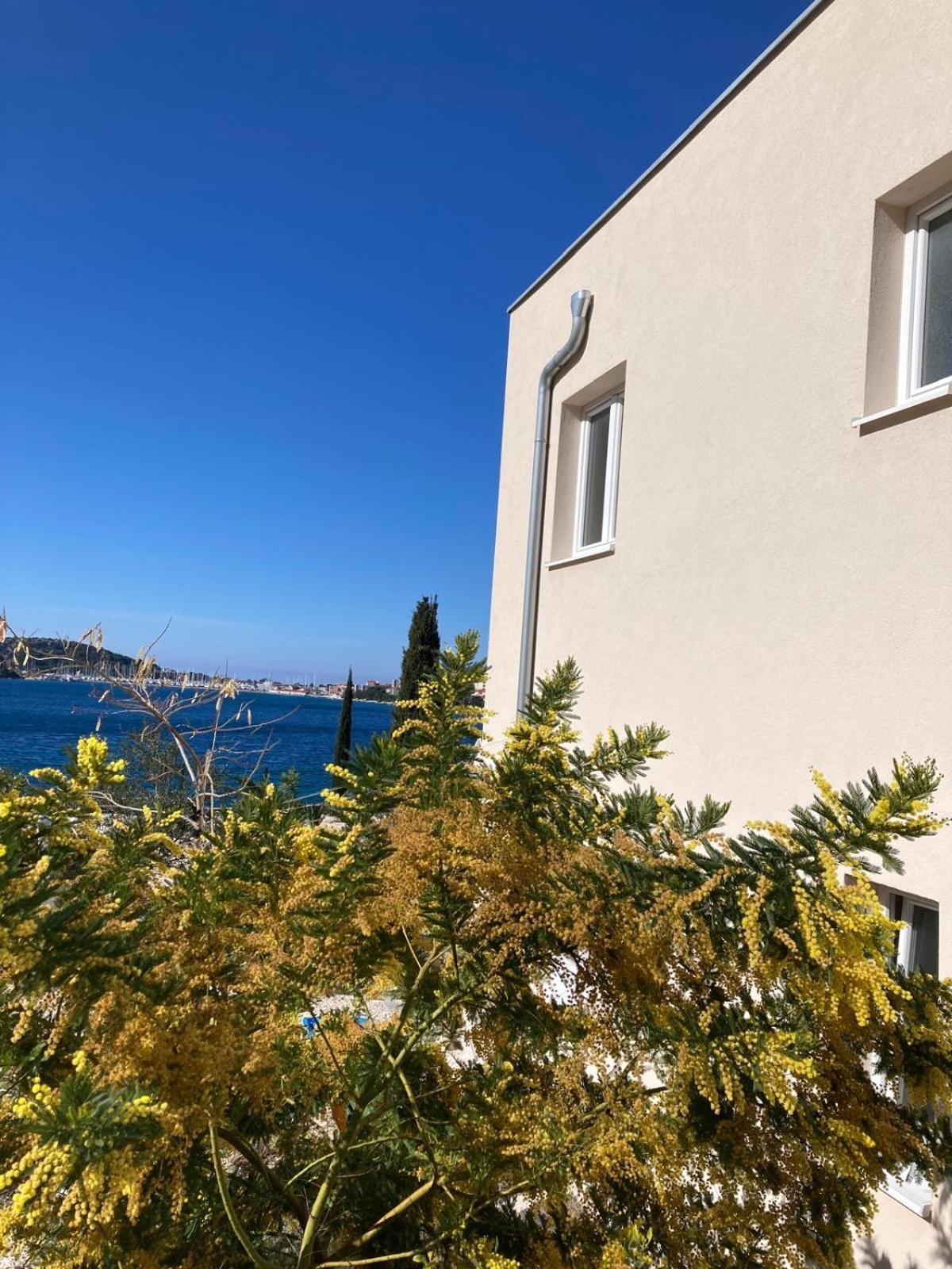 Helena Apartment Rogoznica  Bagian luar foto